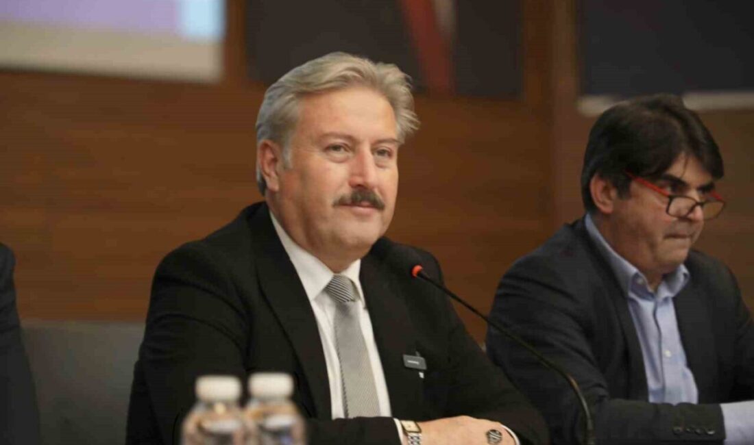 Melikgazi, Aydınlıkevler Mahallesi’nde Yeni Kentsel Dönüşüm Projesini Hayata Geçiriyor Melikgazi Belediyesi, Aydınlıkevler Mahallesi'nde kentsel dönüşüm projesine başlıyor. Belediye Başkanı