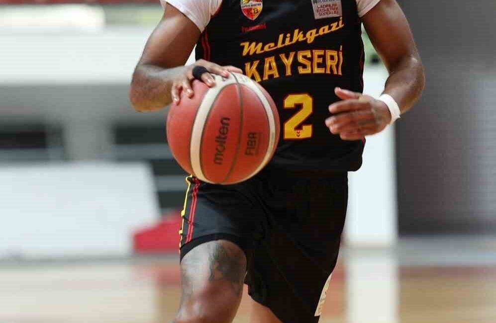 Melikgazi Kayseri Basketbol, Kadınlar Basketbol Süper Ligi'nde Emlak Konut'a 84-71