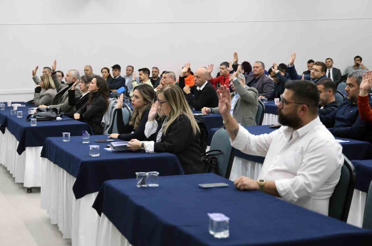 Menteşe Belediye Meclisi, Yeşilyurt'un eski Belediye Başkanı Mehmet Güner'in ismini