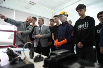 Samsun’da Türkiye’nin İlk Elektrikli Araçlar Eğitim Merkezi Açıldı