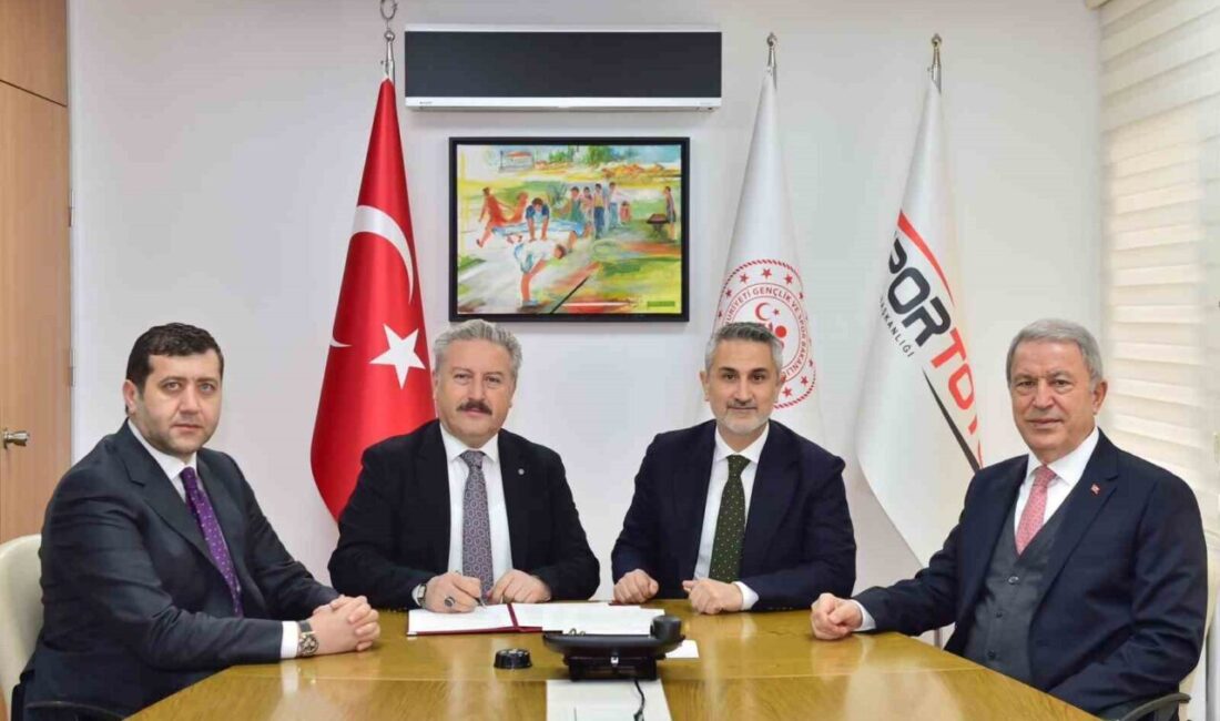 Kayseri’de Spor Altyapısına Yönelik 58 Milyon TL’lik Yatırım Başlıyor Kayseri'nin spor altyapısını güçlendirmek için Erciyesspor tesisleri, Erciyes 38 FK'nın