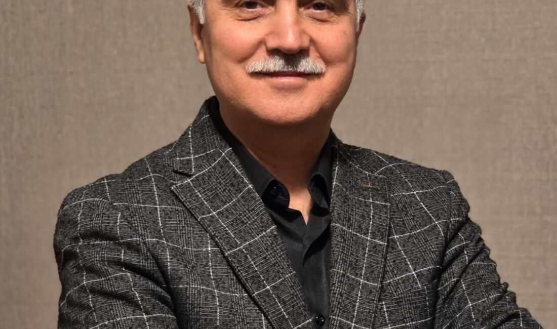 Fiziksel Tıp ve Rehabilitasyon Uzmanı Yrd. Doç. Dr. Serdar Saraç,