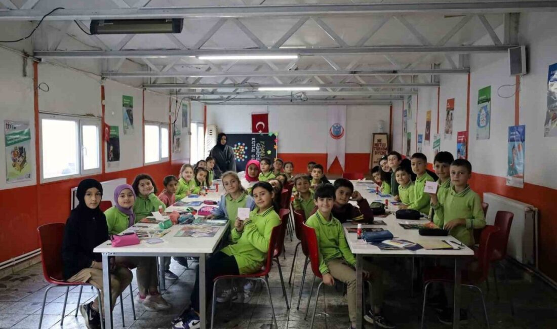 Sakarya Büyükşehir Belediyesi, 16 ilçede 2.500 öğrenciye ücretsiz Bilim Çocuk