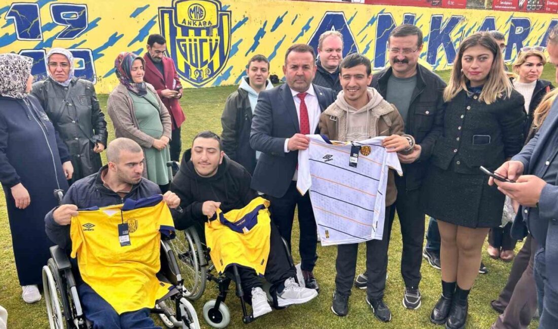Ankaragücü, 3 Aralık Dünya Engelliler Günü’nde engelli çocukları ve ailelerini A Takım antrenmanında ağırladı MKE Ankaragücü, 3 Aralık Dünya Engelliler Günü’nde engelli çocukları A