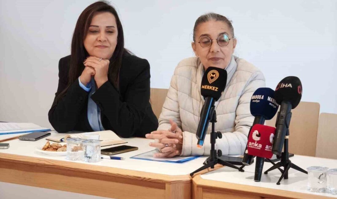 Muğla’da Kadın ve Aile Hizmetleri Dairesi, Şiddete Karşı Tutum Belgesi Kapsamında Faaliyetlerini Değerlendirdi Muğla Büyükşehir Belediyesi, "Şiddete Karşı Tutum Belgesi" kapsamında basın toplantısı