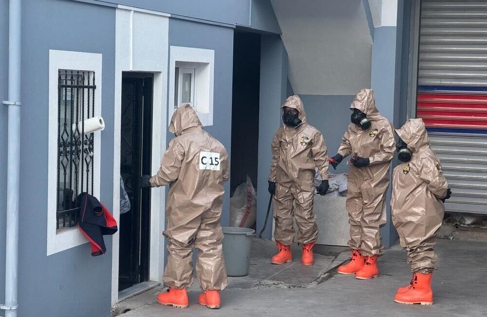 Muğla'nın Seydikemer ilçesinde zehirlenme şüphesiyle hastaneye kaldırılan üç kardeşten 18