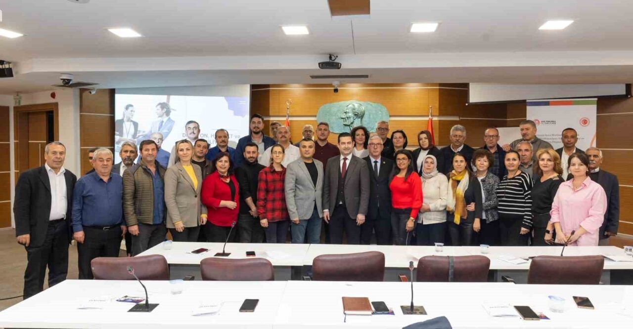 Yaşar Üniversitesi, Bornova Kaymakamlığı ve Bornova Belediyesi, Bornova Muhtarlar Akademisi