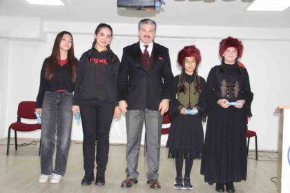 Eskişehir’de ‘Dünya Türk Dili Ailesi Günü’ Programı İle Türk Dili ve Kültürü Kutlandı
