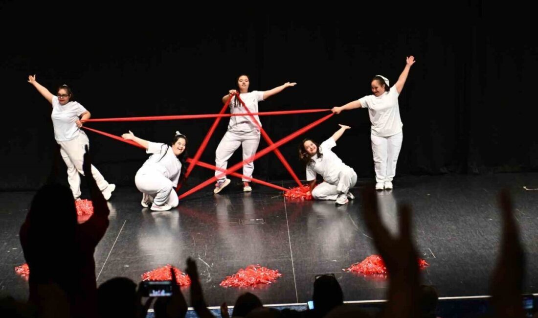 Muratpaşa Belediyesi Engelsiz Kafe, 3 Aralık Dünya Engelliler Günü'nde özel