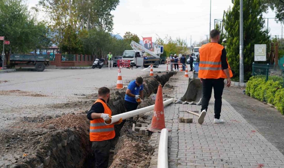 Köyceğiz’deki Su Şebekesi Yenileme Çalışmaları Devam Ediyor: 4 Kilometre Hat Modernizasyonu Yapılacak Muğla Büyükşehir Belediyesi Su ve Kanalizasyon İdaresi (MUSKİ), Başkan Ahmet