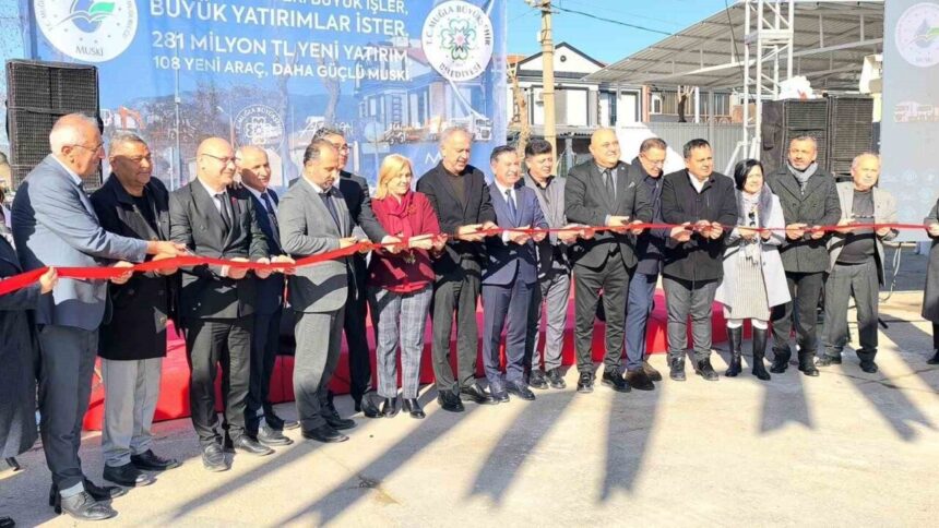 Muğla Büyükşehir Belediyesi ve MUSKİ, altyapı hizmetlerini geliştirmek için yeni araçlar aldı.