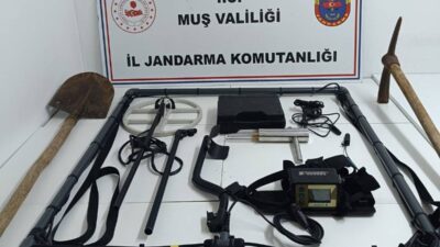 Muş'ta jandarma, kaçak kazı yapan K.B., U.B., R.T. ve M.B.