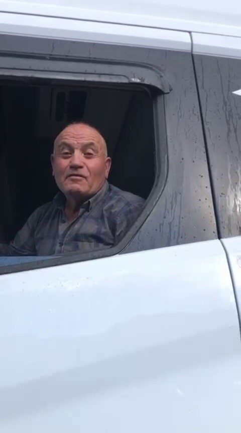 Hatay'da tır sürücüsü, navigasyondan aldığı yönle yanlışlıkla devlet hastanesine ulaştı.