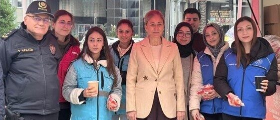 Aydın'ın Nazilli ilçesinde Gevherhan Sultan Yurdu öğrencileri, bağımlılık türleri üzerine