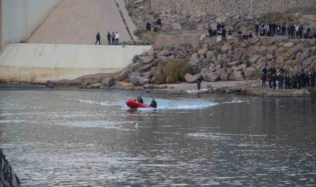 Cizre ilçesinde Dicle Nehri’ne düşen terliğini almak isteyen 12 yaşındaki