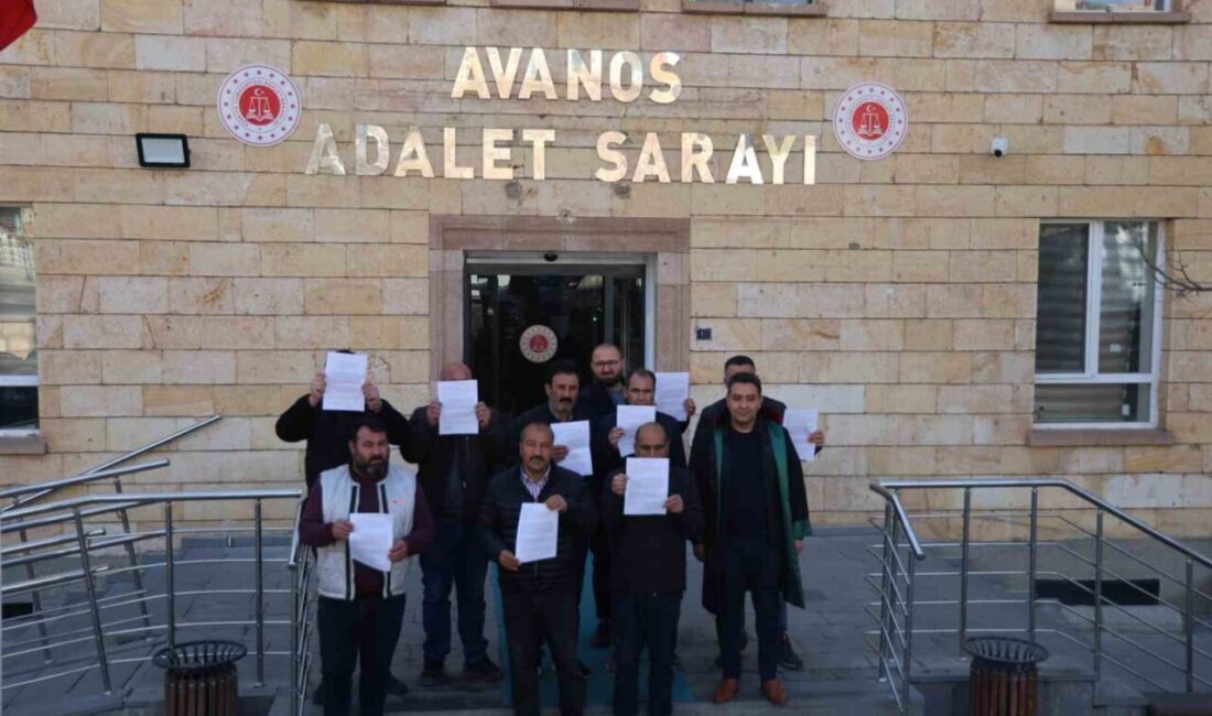 Nevşehir’de Kabak Çekirdeği Dolandırıcılık Skandalı: 60 Kişi 300 Milyon Lira Zarar Gördü Nevşehir'in Avanos ilçesinde Nazım Kavak'ın işlettiği kabak çekirdeği tesisine ürün