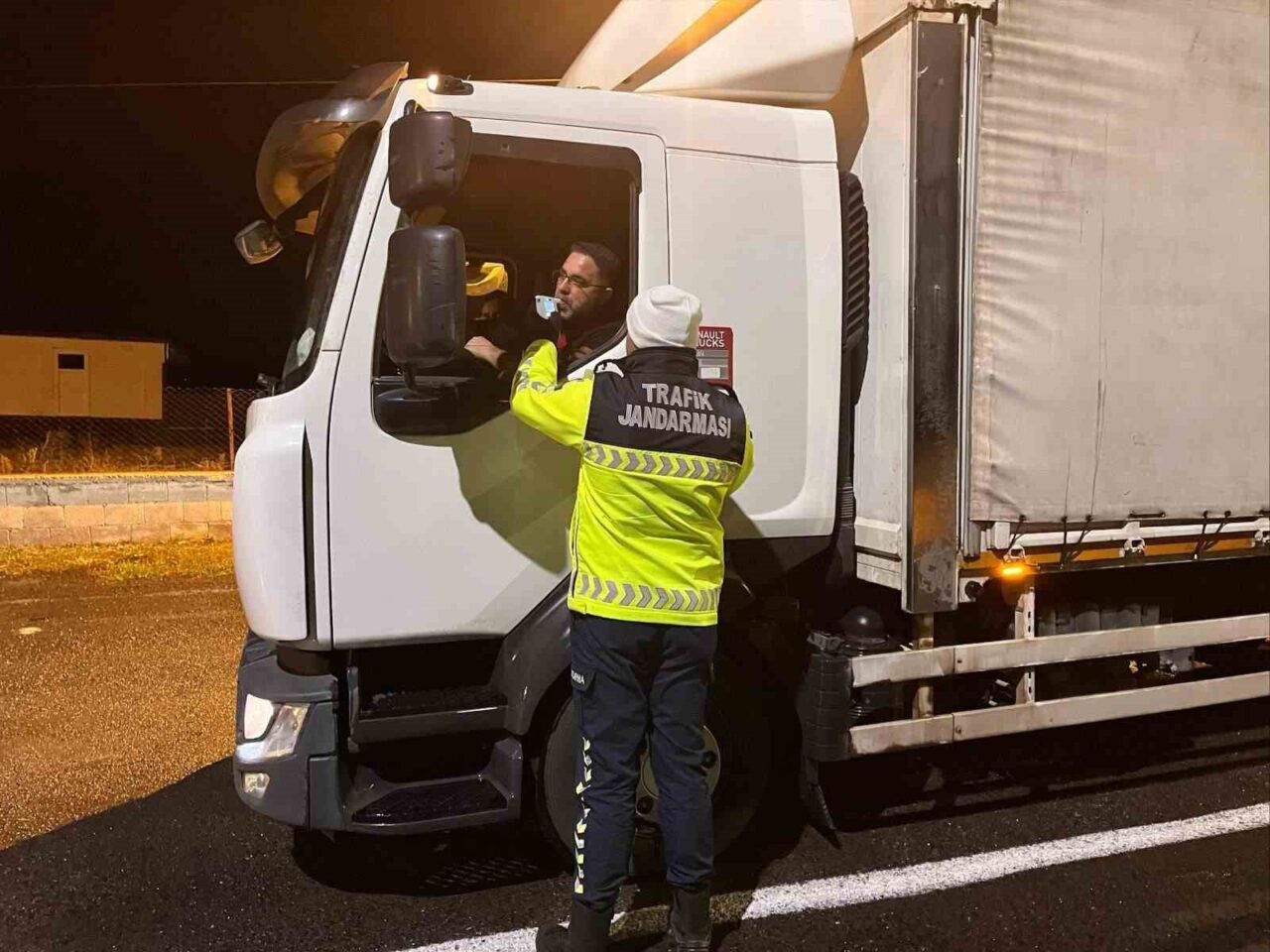 Nevşehir'de gerçekleştirilen 'Alkol Huzur Güven Uygulaması' kapsamında, 90 güvenlik personeli