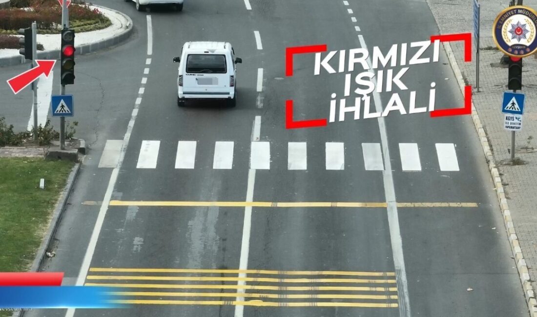 Nevşehir’de trafik güvenliğini artırmak amacıyla denetimler sıklaştırıldı. Özellikle yoğun yol