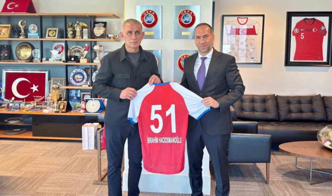 Niğde Belediye Başkanı Emrah Özdemir, İstanbul'da Türkiye Futbol Federasyonu Başkanı