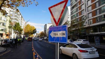 Niğde Valisi Cahit Çelik ve Belediye Başkanı Emrah Özdemir, şehirdeki