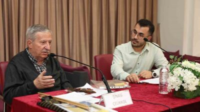 Şinasi Çelikkol, Nilüfer Belediyesi'nin "Bursa'nın Değerleri" söyleşisinde, Karagöz sanatının geçmişini