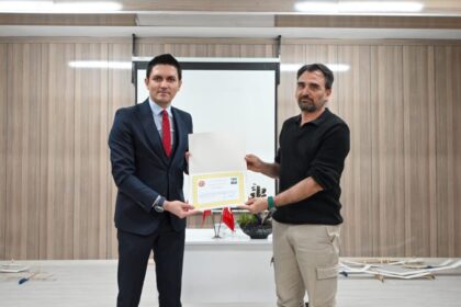 Nusaybin’de “model uçak rehber öğretmen tekamül kursu” düzenlendi