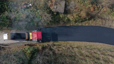 Ordu’da Sıcak Asfalt Çalışmaları Devam Ediyor, Vatandaşlar Memnuniyetini Dile Getiriyor Ordu Büyükşehir Belediyesi, Başkan Dr. Mehmet Hilmi Güler liderliğinde sıcak