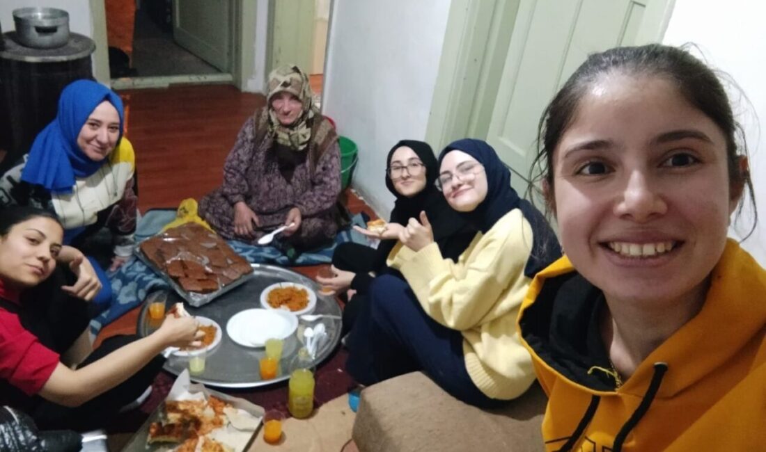 Eskişehir Kredi Yurtlar Genel Müdürlüğü'ne bağlı yurtlarda kalan öğrenciler, Dünya