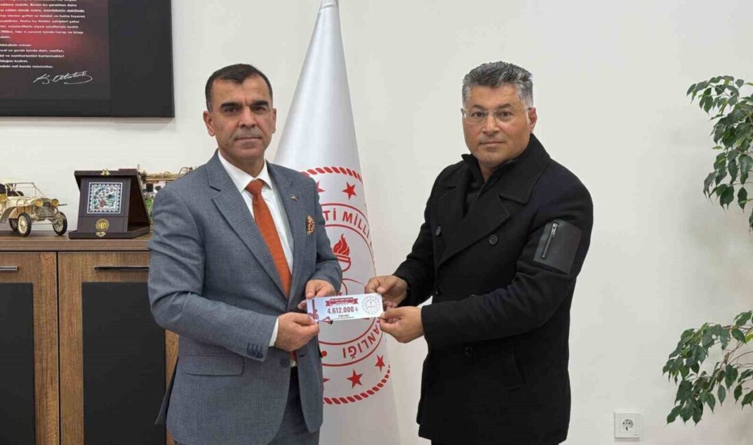 Malatya'nın Yeşilyurt ilçesinde, Filistin'in Gazze Şeridi'ndeki sivillere yardım amacıyla düzenlenen