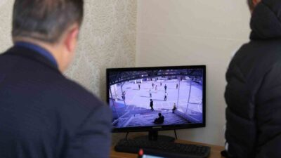 Sivas’ta bir ortaokul öğrencisi olan 11 yaşındaki Çağdaş Gürbüzer, teneffüs