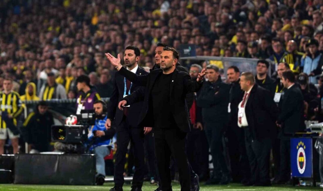 Okan Buruk, Fenerbahçe ile Kadıköy’de 5. derbisine çıkarak yenilmezliğini korudu Galatasaray Teknik Direktörü Okan Buruk, Kadıköy'deki 5. derbisine çıktı. Fenerbahçe