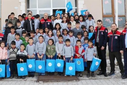 Erzurum Tarım ve Orman Müdürlüğü, okullarda organik tarım bilinçlendirme eğitimlerine devam ediyor.
