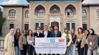 Ondokuz Mayıs Üniversitesi Siyaset Bilimi Topluluğu, ÜNİDES desteğiyle Ankara’da iki