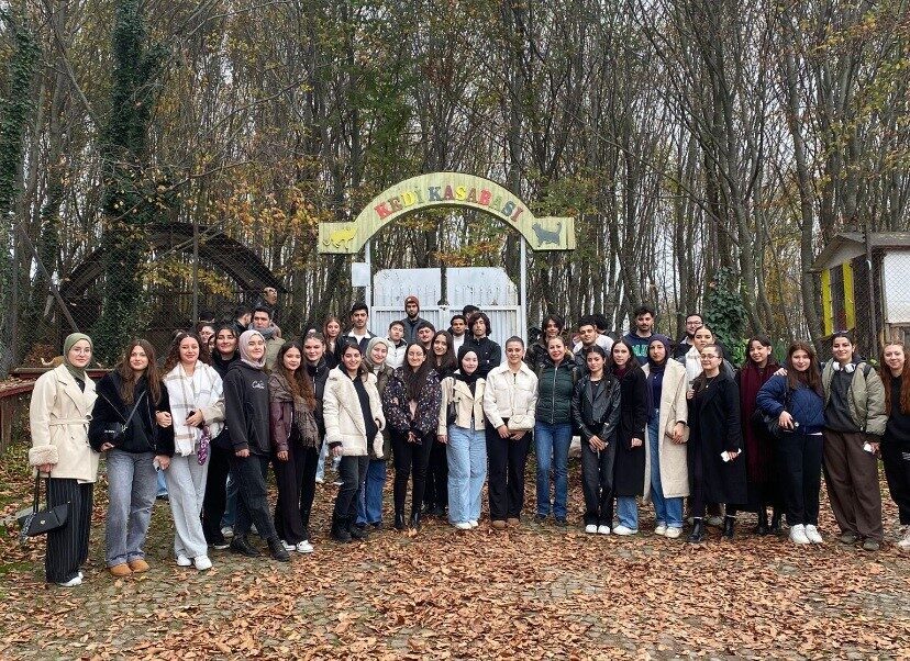 Ondokuz Mayıs Üniversitesi öğrencileri, 312 kilogram mama ile Samsun Büyükşehir