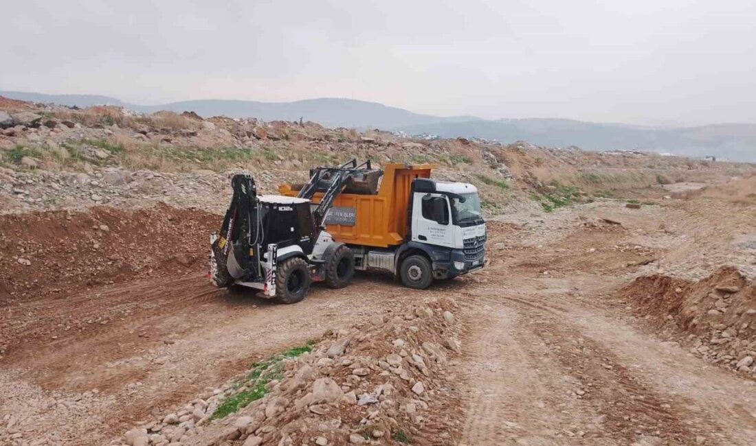 Onikişubat Belediyesi, Kırsal Mahallelerde Hizmet İhtiyaçlarını Karşılamak İçin Yoğun Çalışmalara Devam Ediyor Onikişubat Belediyesi, kırsal mahallelerdeki ihtiyaçları karşılama amacıyla 17 mahallede çeşitli