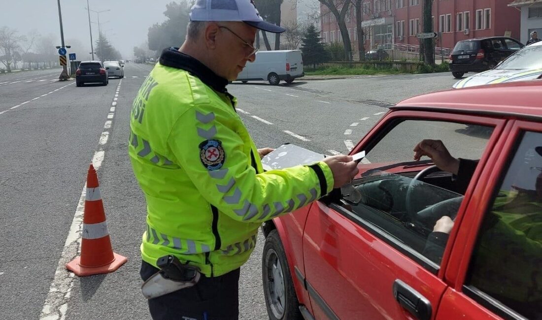 Ordu'da polis, trafik kazalarını önlemek amacıyla son bir haftada 16
