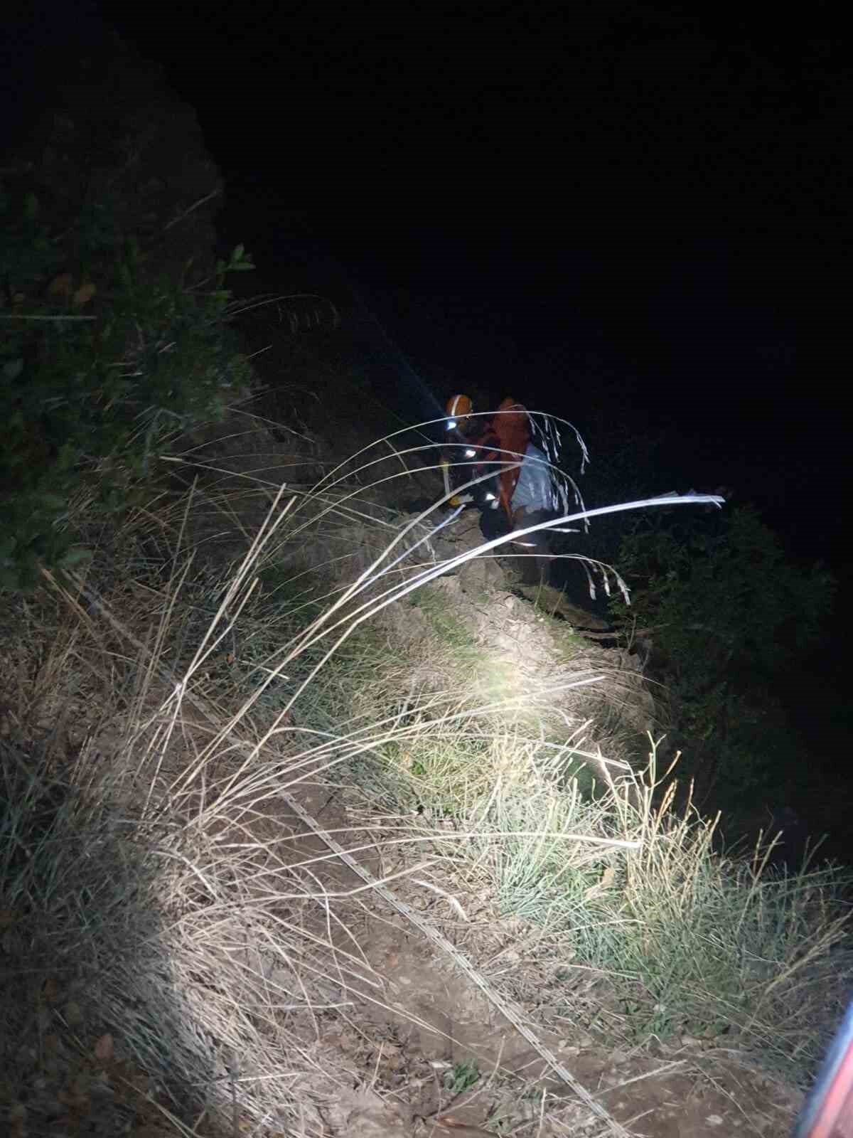 Bursa'nın Gürsu ilçesinde ormanlık alanda mahsur kalan 58 yaşındaki Selami