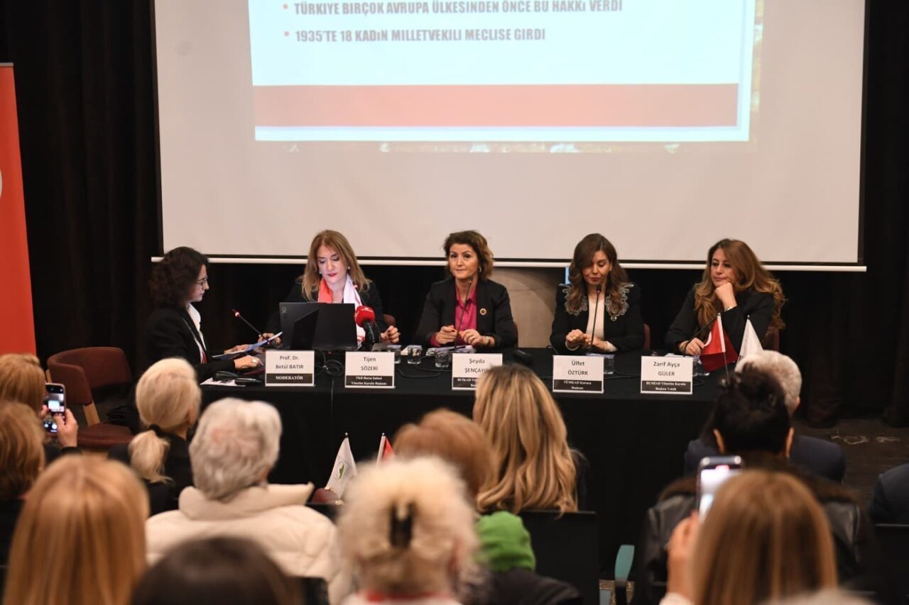 Osmangazi Belediyesi, 5 Aralık Kadının Seçme ve Seçilme Hakkı Günü