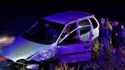 Sakarya'nın Akyazı ilçesinde Murat Ö.'nün kullandığı otomobil, kontrolden çıkarak boş