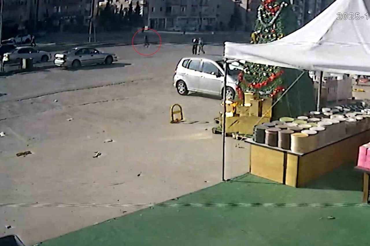 Kırıkkale'de 84 yaşındaki C.A., yolun karşısına geçerken T.S.A. yönetimindeki otomobilin