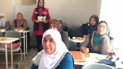 Afyonkarahisar İl Tarım ve Orman Müdürlüğü, Nuribey beldesinde 30 kadın