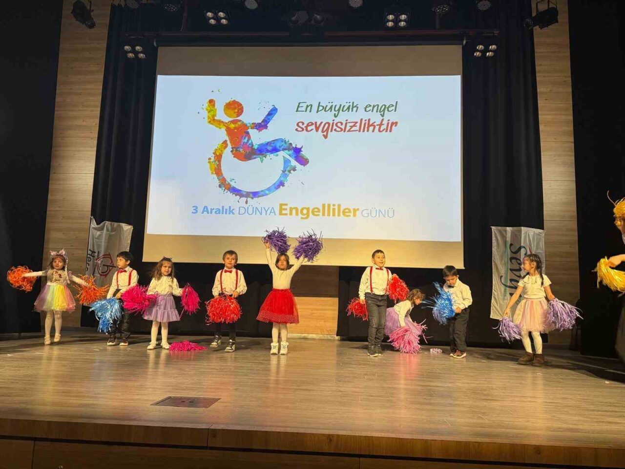 Eskişehir’de Engelli Farkındalığı İçin Düzenlenen Programda Öğrenciler Keyifli Anlar Yaşadı