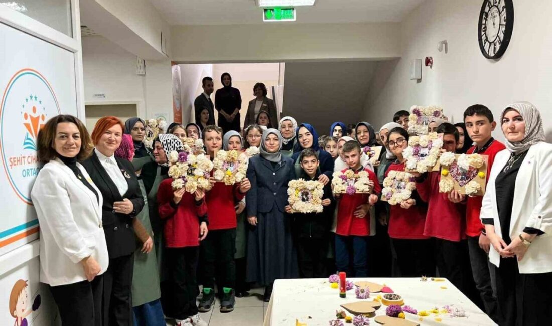 Düzce Merkez Şehit Cihan Aksarı Ortaokulu'nda özel ve örgün eğitim