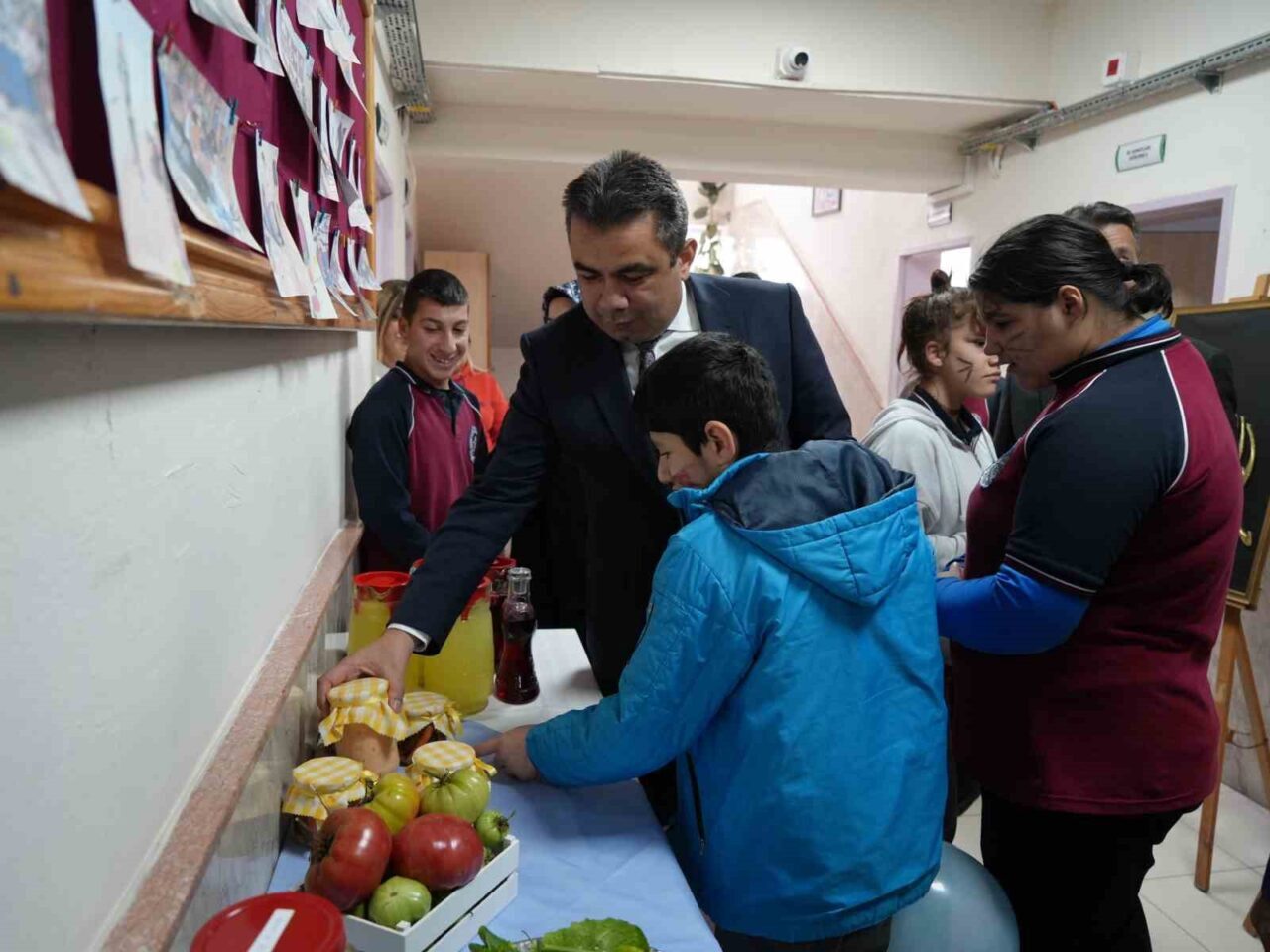 Kastamonu'da 3 Aralık Dünya Engelliler Günü kapsamında düzenlenen etkinlikte, özel