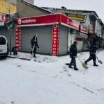 Patnos’ta kar yağışının ardından belediye, kar temizleme çalışmalarını kesintisiz sürdürüyor.