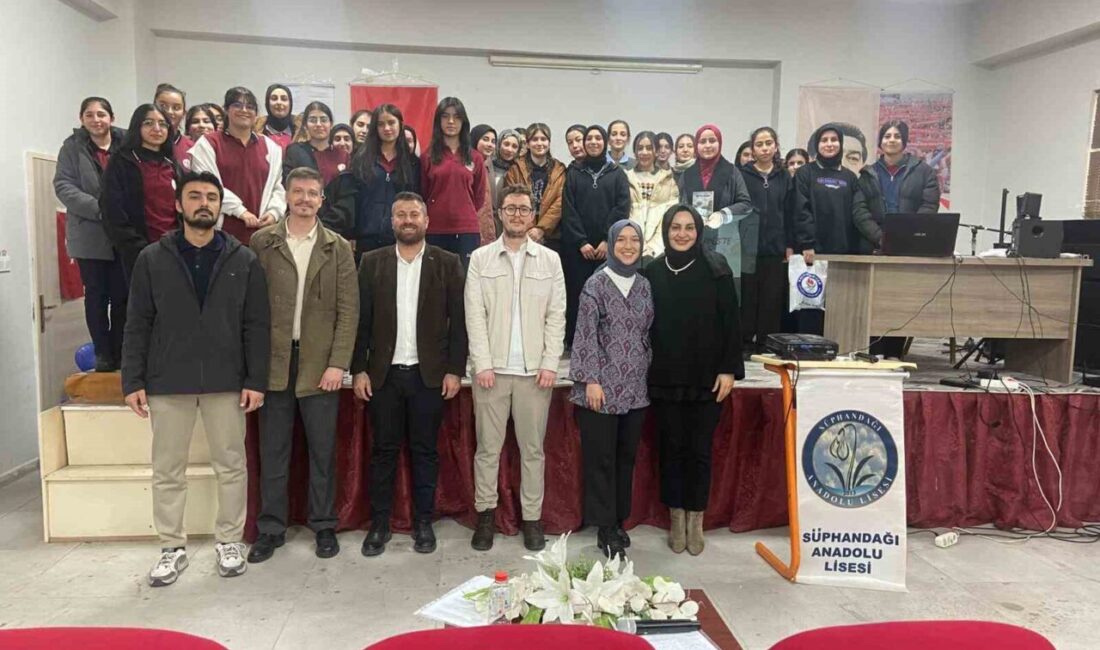 Eğitim-Bir-Sen Patnos Temsilciliği, "Bir Bilenle Bilge Nesil" projesinin ilk kitap