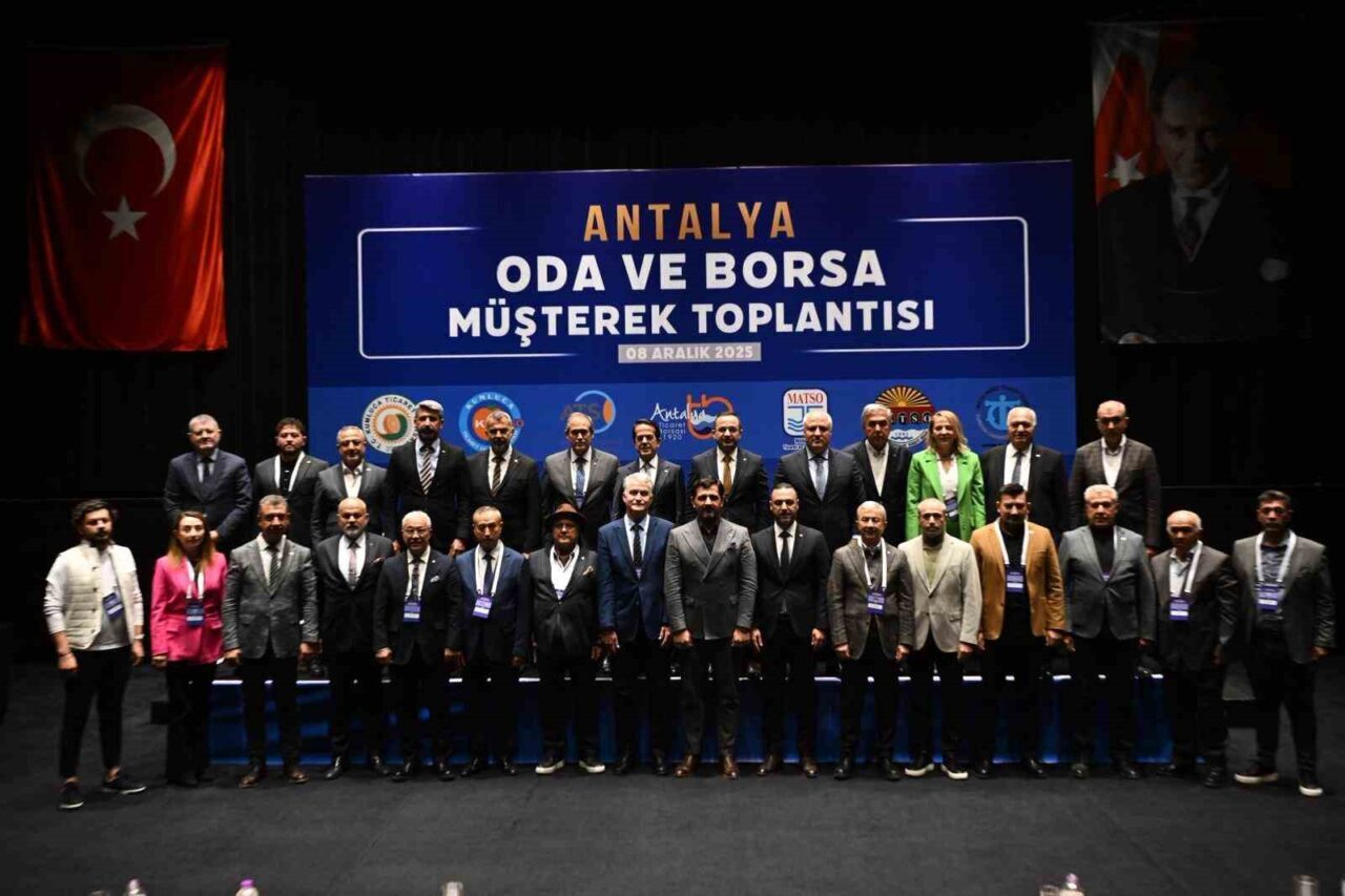 Antalya Ticaret Borsası Başkanı Ali Çandır, Antalya'nın ekonomik potansiyelini artırmak
