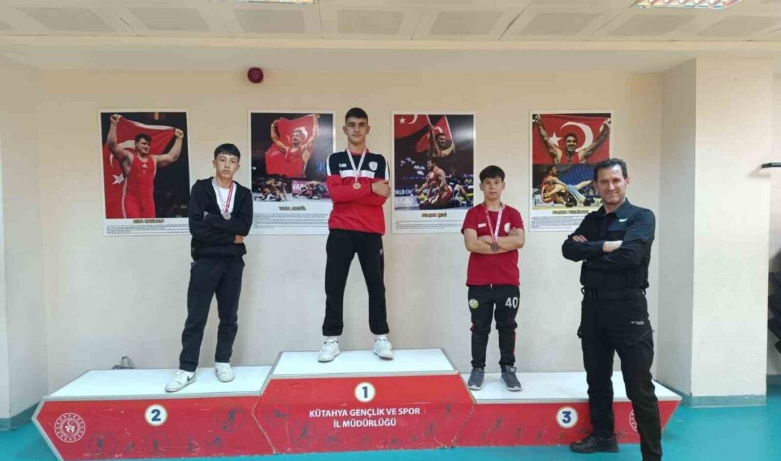 Pazarlar Spor Lisesi, Kütahya İl Müsabakaları'nda serbest stil güreşte 1