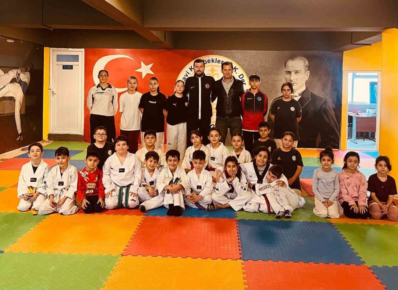 Pazarlar Spor Lisesi Taekwondo ve Wushu Takımı, Bursa’da Ödüllendirici Gelişim Gezisi Gerçekleştirdi
