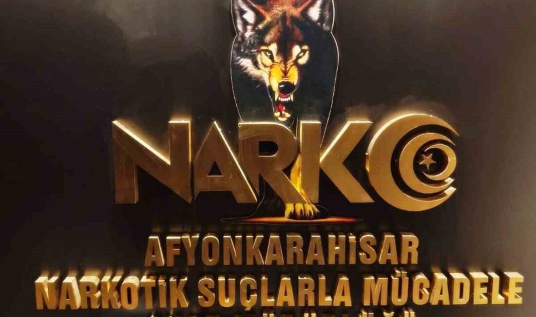 Afyonkarahisar’da polis, uyuşturucu satıcılarına yönelik düzenlediği baskınlarda 4 adreste uyuşturucu
